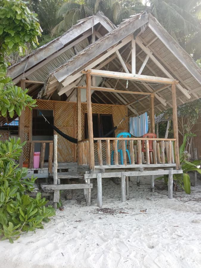 Amfriwen Homestay Yennanas Besir Habitación foto